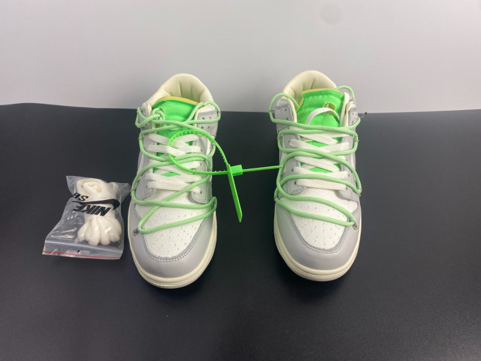 Off-White x Dunk Low 