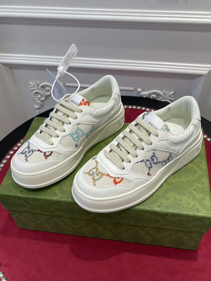 G*u*i low-top sneaker