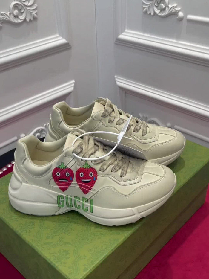 G*u*i rhyton sneaker