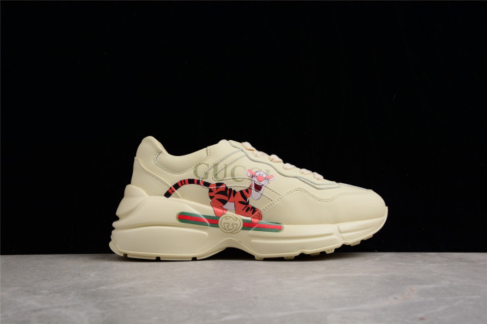 G*u*i sneaker