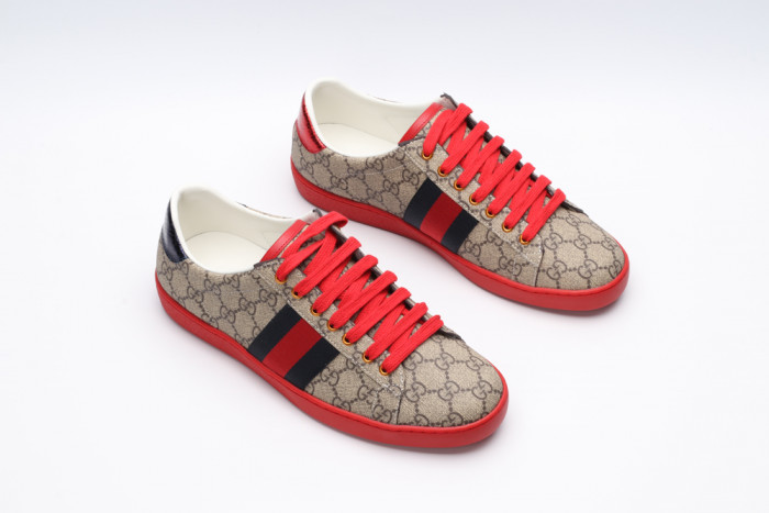 G*u*i low-top sneaker