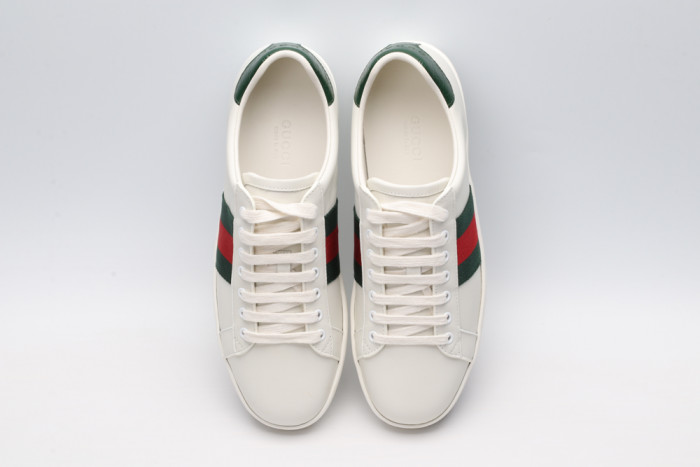 G*u*i low-top sneaker