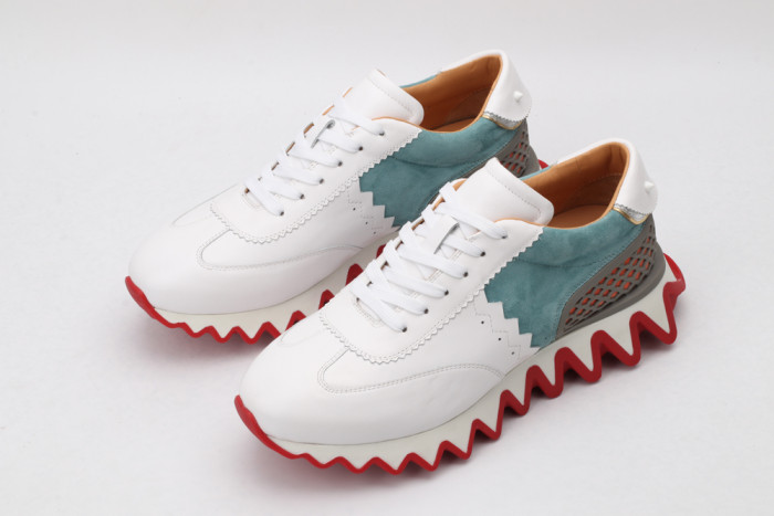 CLBSNEAKER