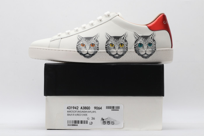 G*u*i low-top sneaker