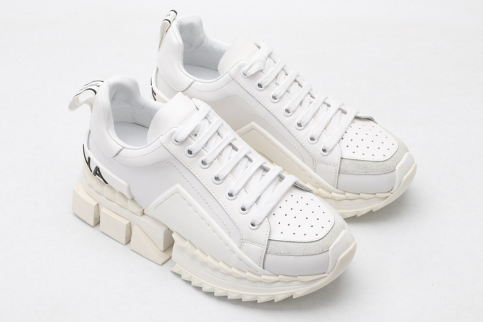 DG SNEAKER