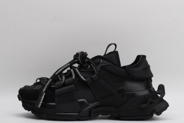 DG SNEAKER