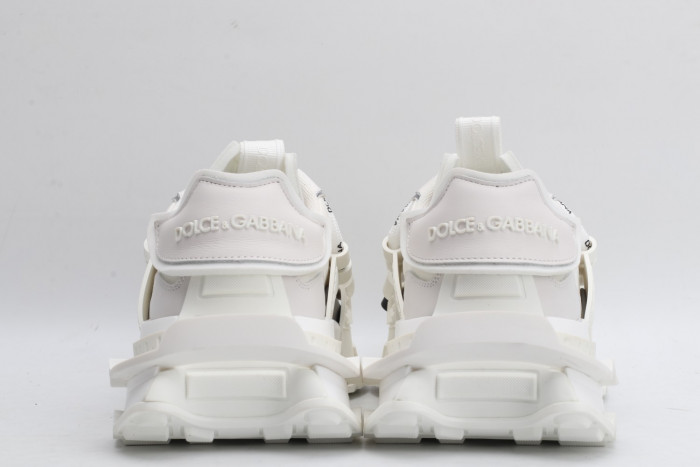 DG SNEAKER