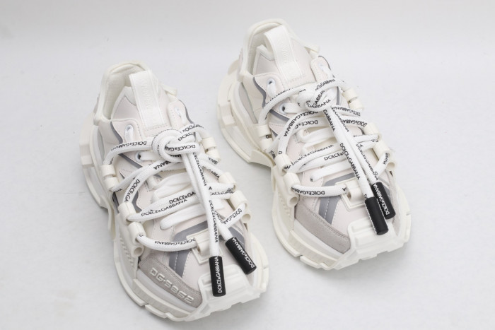DG SNEAKER