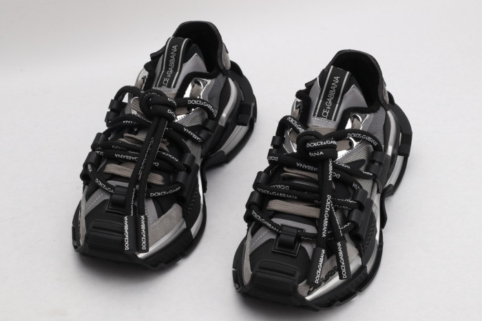 DG SNEAKER