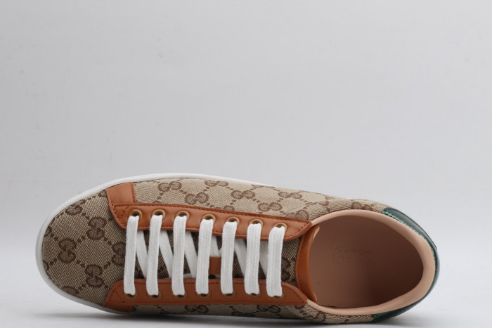 G*u*i low-top sneaker