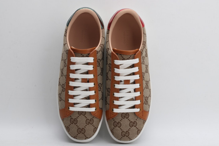 G*u*i low-top sneaker