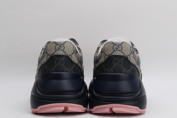 G*u*i sneaker