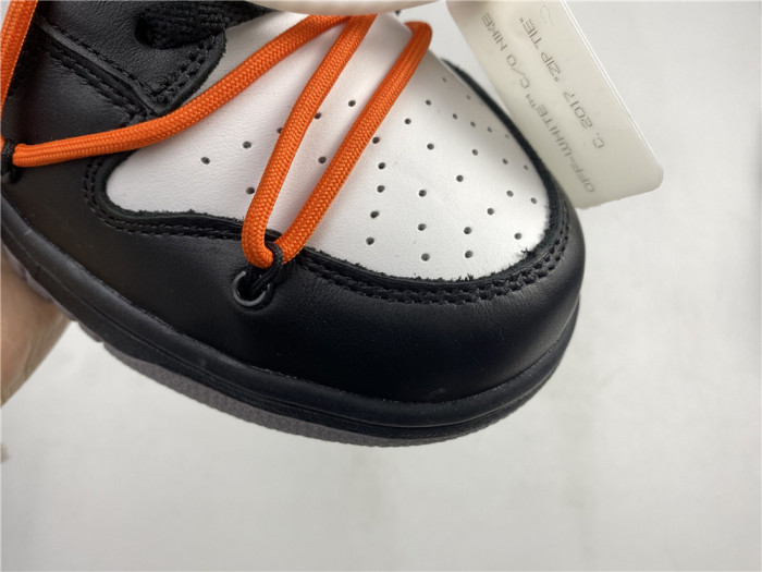 OFF-WHITE X NIKE DUNK LOW CT0856 -001