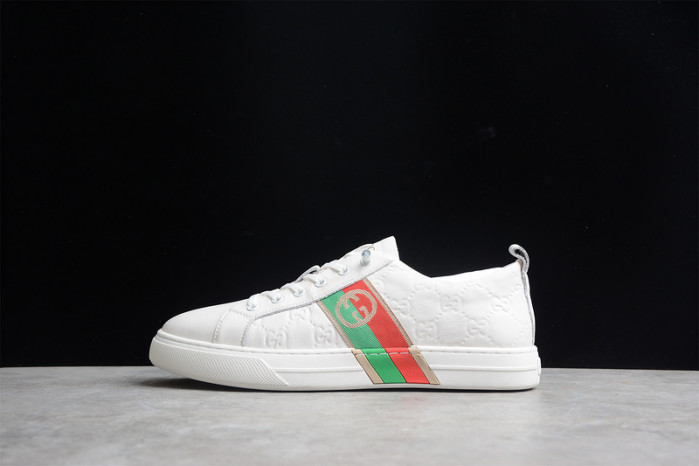 G*u*i low-top sneaker