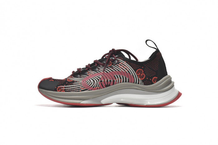 G*u*i run sneakers black red