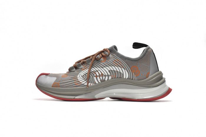 G*u*i run sneakers grey red