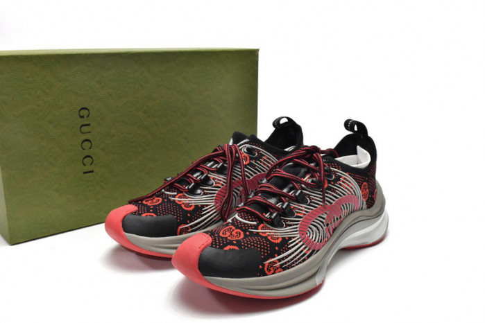 G*u*i run sneakers black red