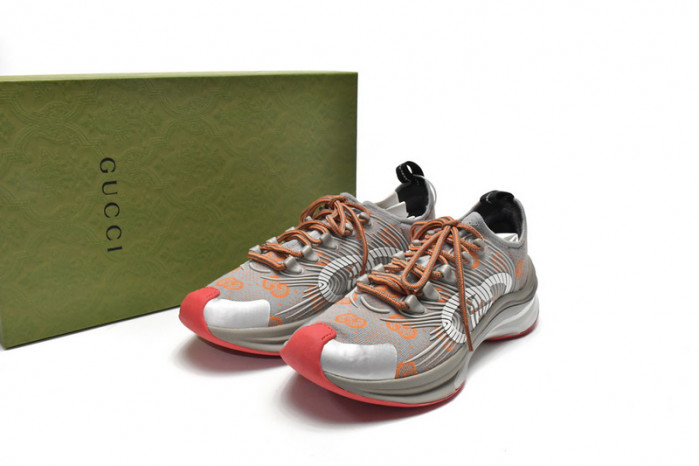 G*u*i run sneakers grey red