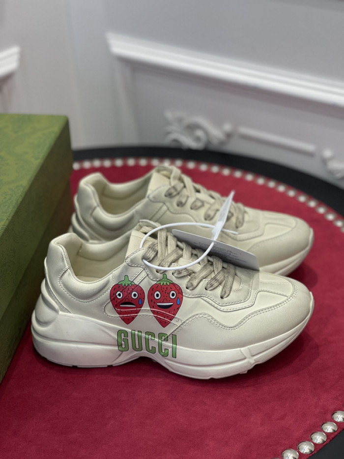 G*u*i rhyton sneaker