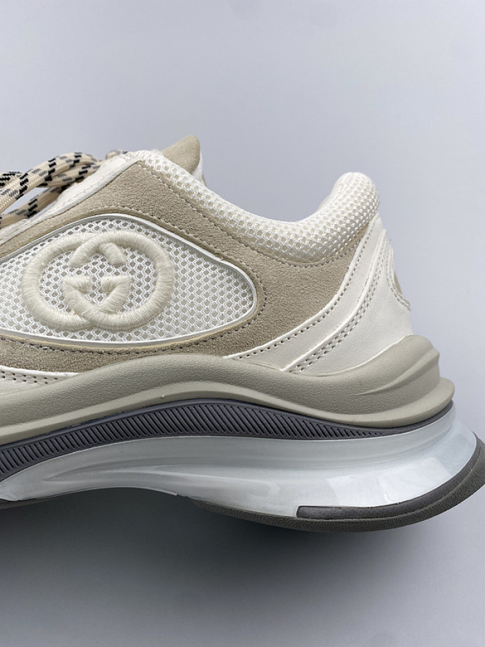 G*u*i1 run sneaker