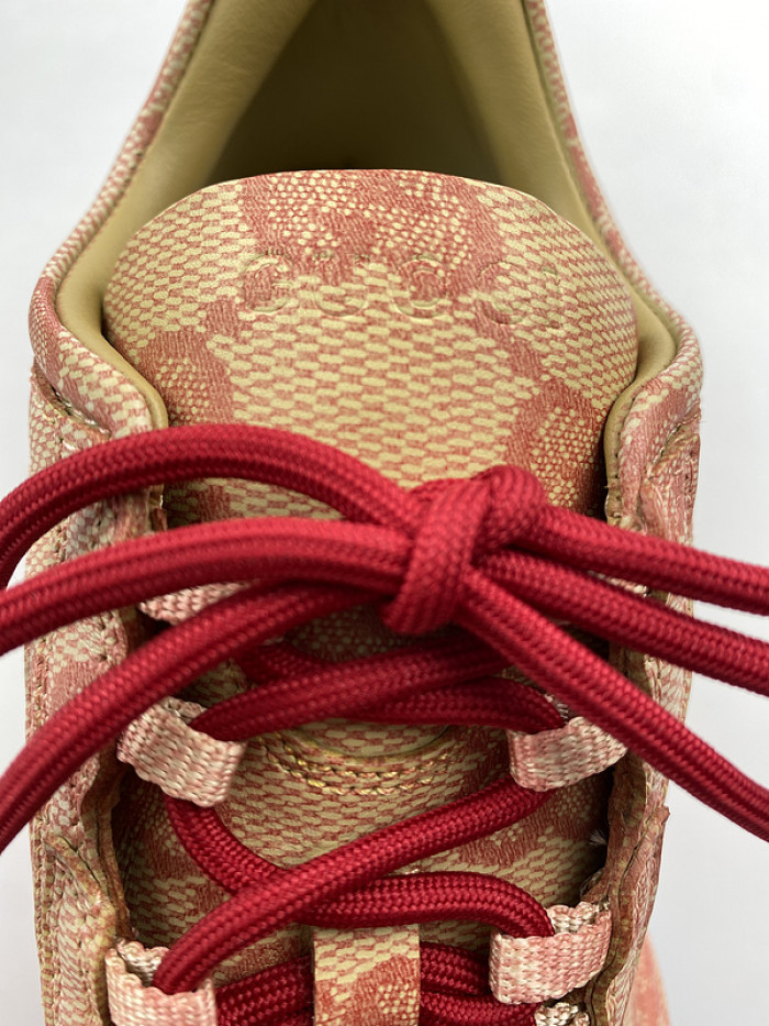 G*u*i1 run sneaker