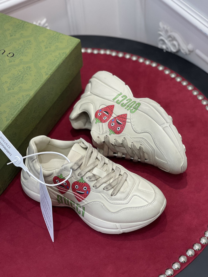 G*u*i rhyton sneaker