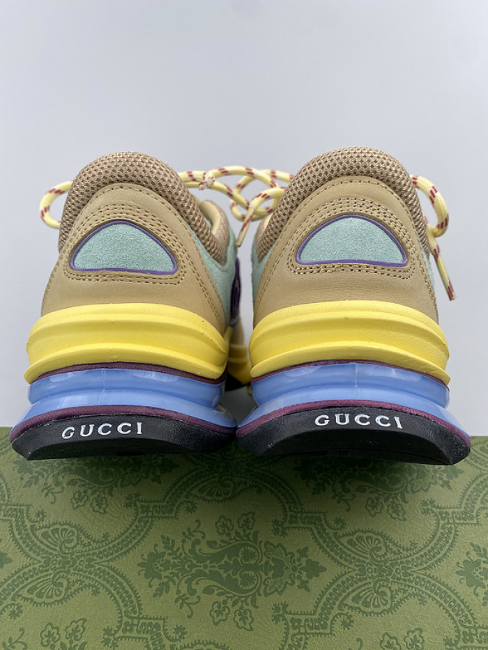 G*u*i1 run sneaker