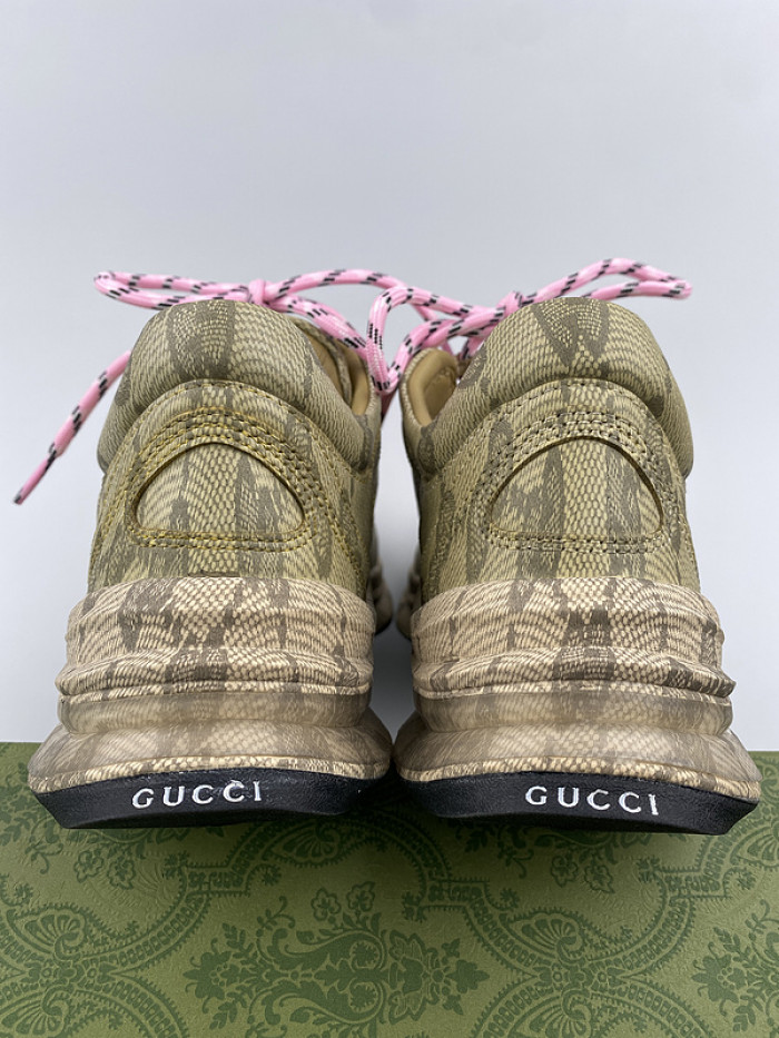 G*u*i1 run sneaker