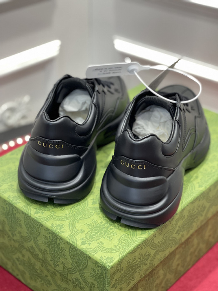 G*u*i rhyton sneaker