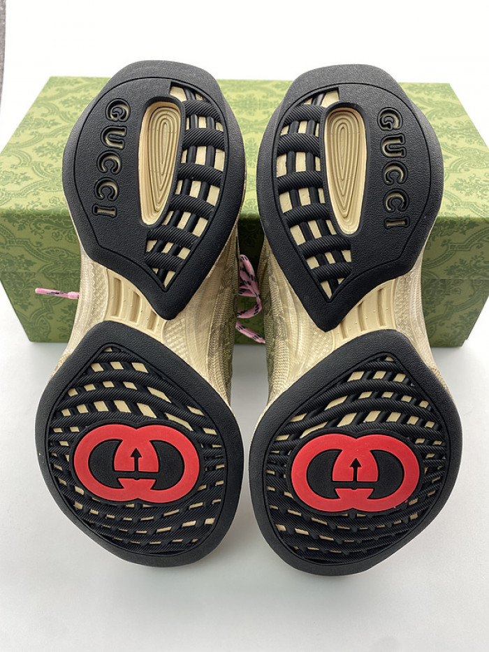 G*u*i1 run sneaker