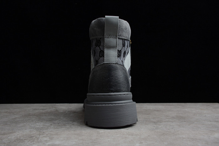 G*u*i boots