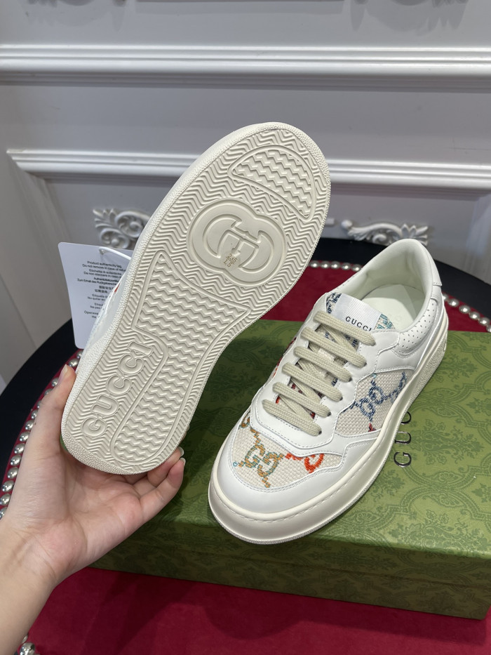 G*u*i low-top sneaker