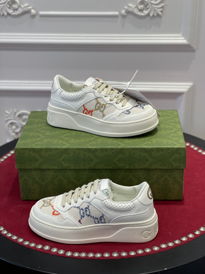 G*u*i low-top sneaker