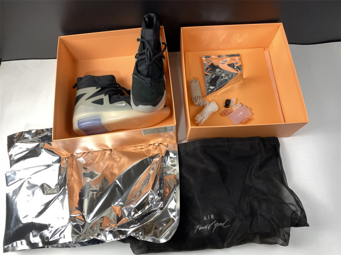 NIKE AIR FEAR OF GOD 1 STRING OFF‑NOIR AR4237-903