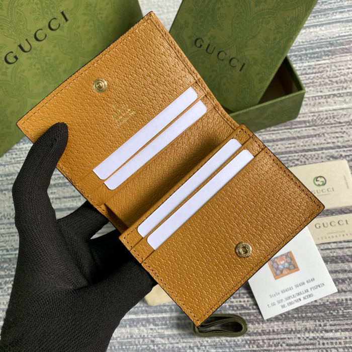 G*u*i wallet 11*8.5*3cm