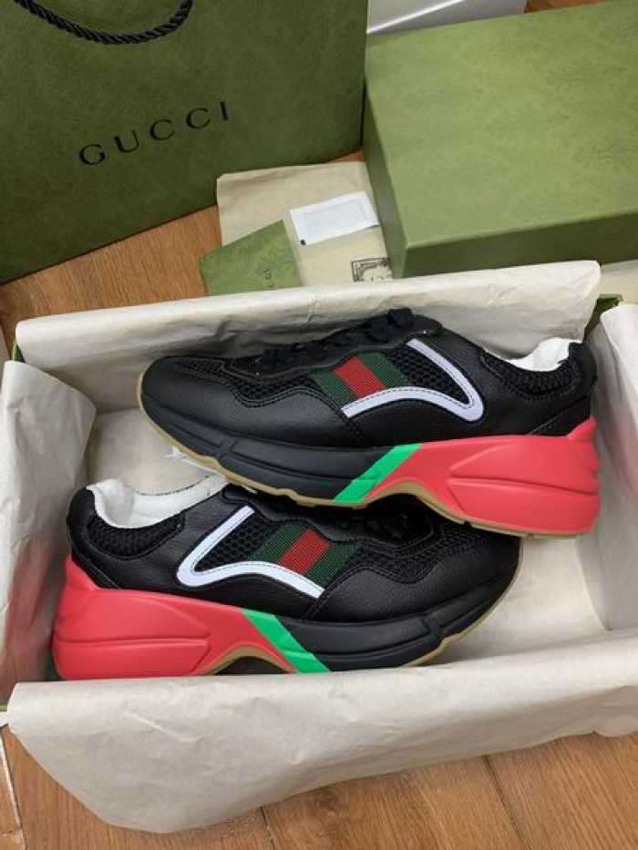G*u*i sneaker