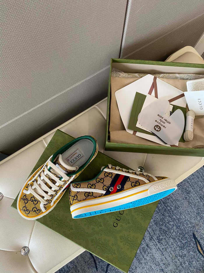 G*u*i tennis 1977 sneaker