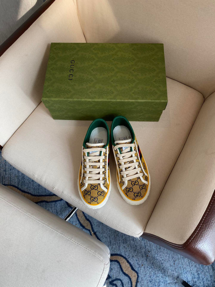 G*u*i tennis 1977 sneaker