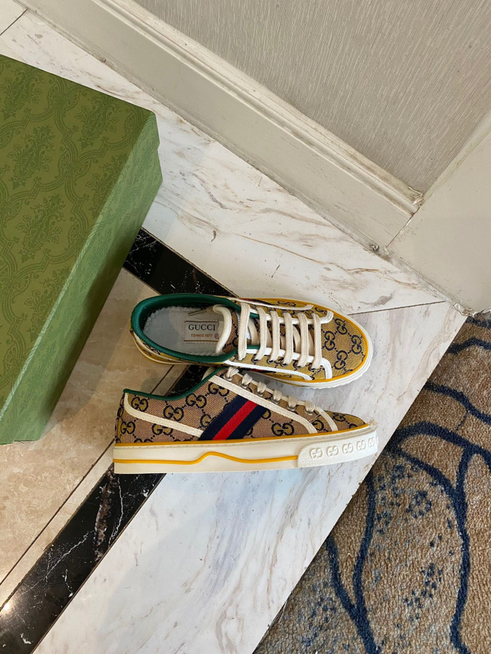 G*u*i tennis 1977 sneaker