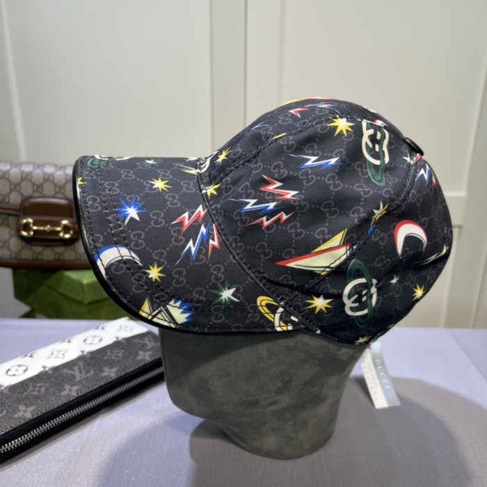 G*u*i baseball cap
