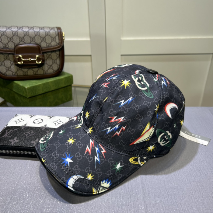 G*u*i baseball cap