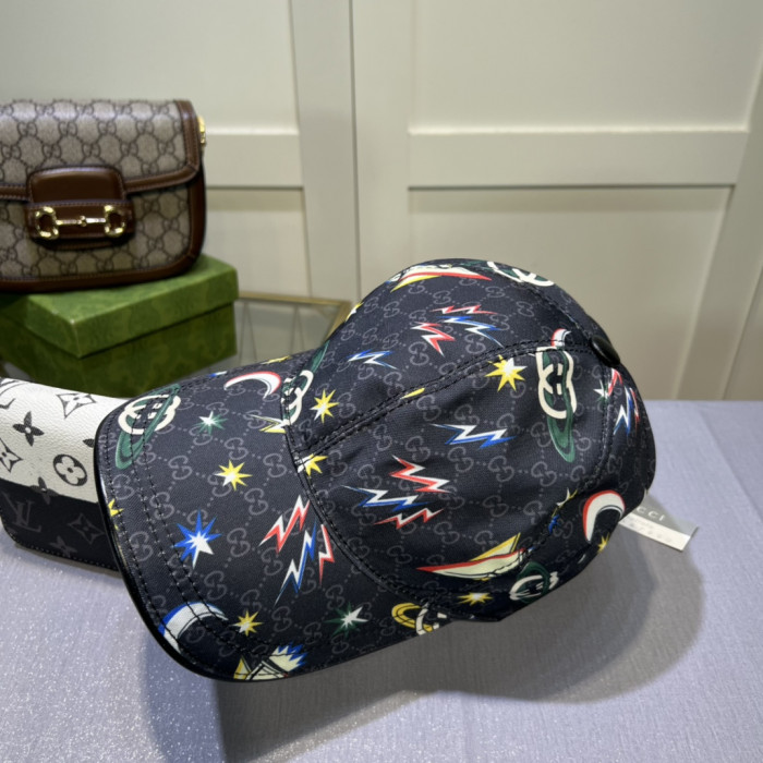 G*u*i baseball cap
