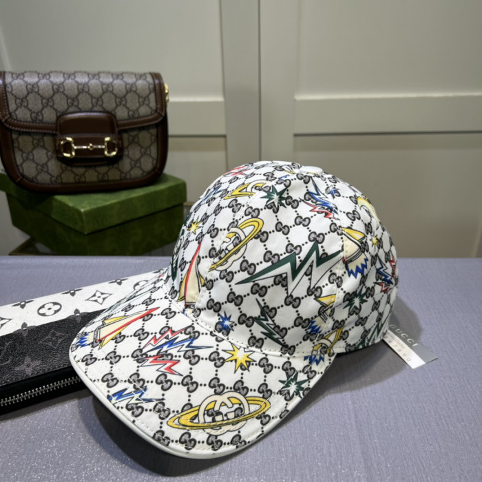 G*u*i baseball cap