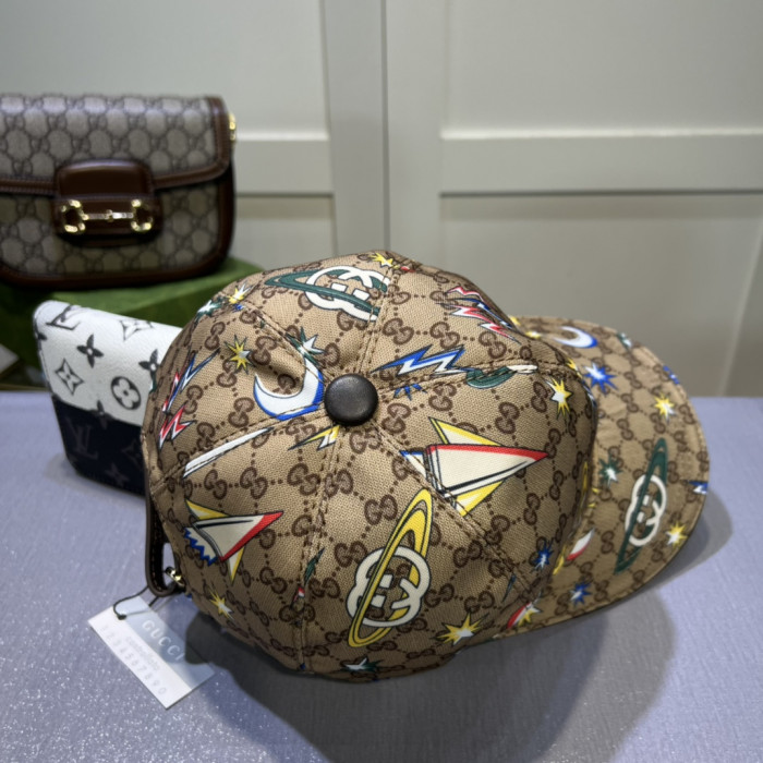 G*u*i baseball cap