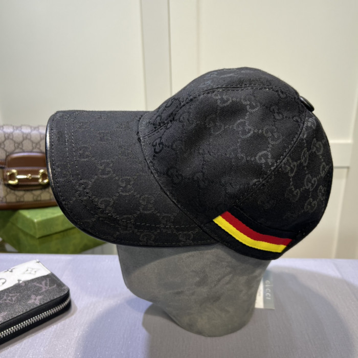 G*u*i baseball cap