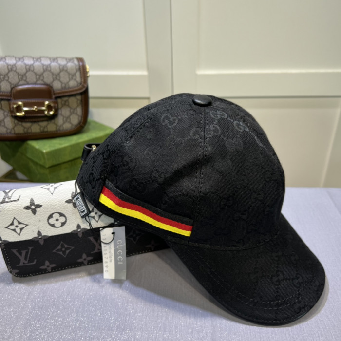 G*u*i baseball cap