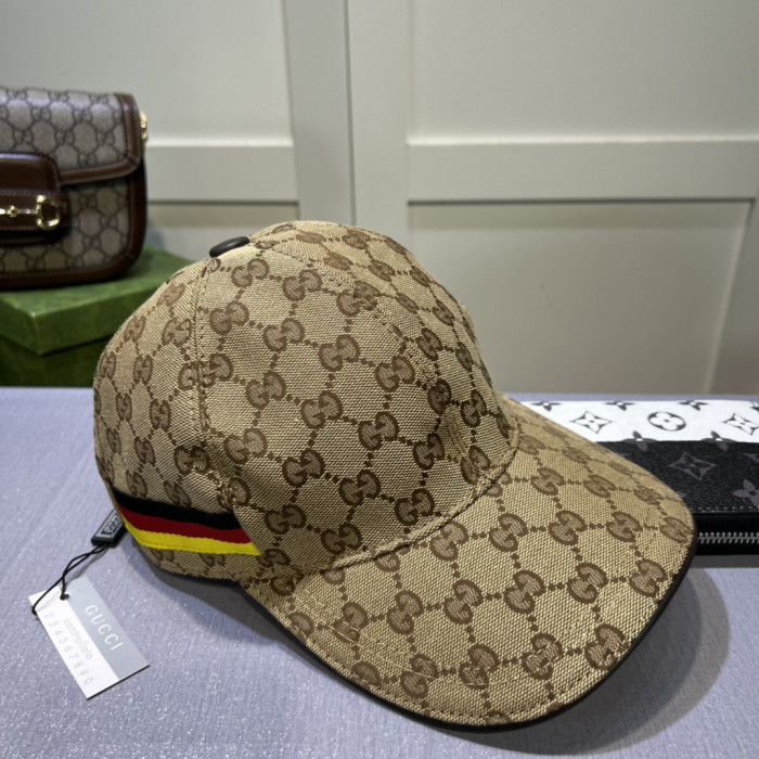 G*u*i baseball cap