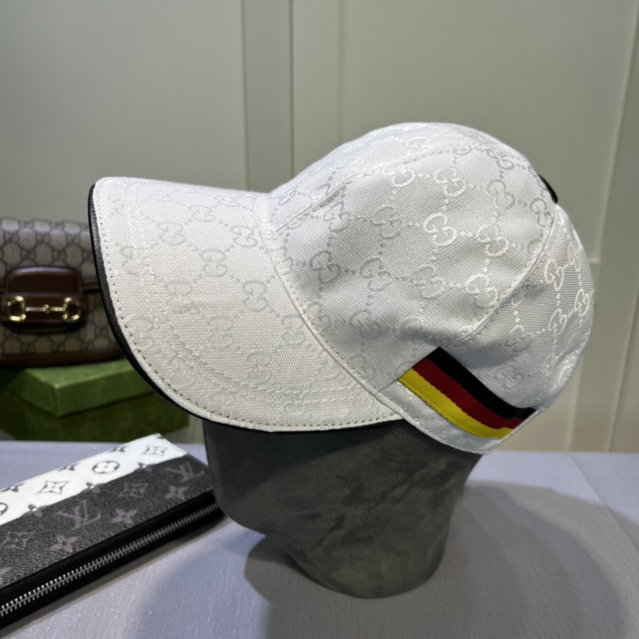 G*u*i baseball cap
