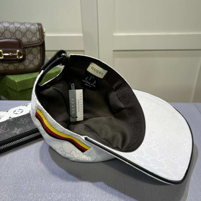 G*u*i baseball cap