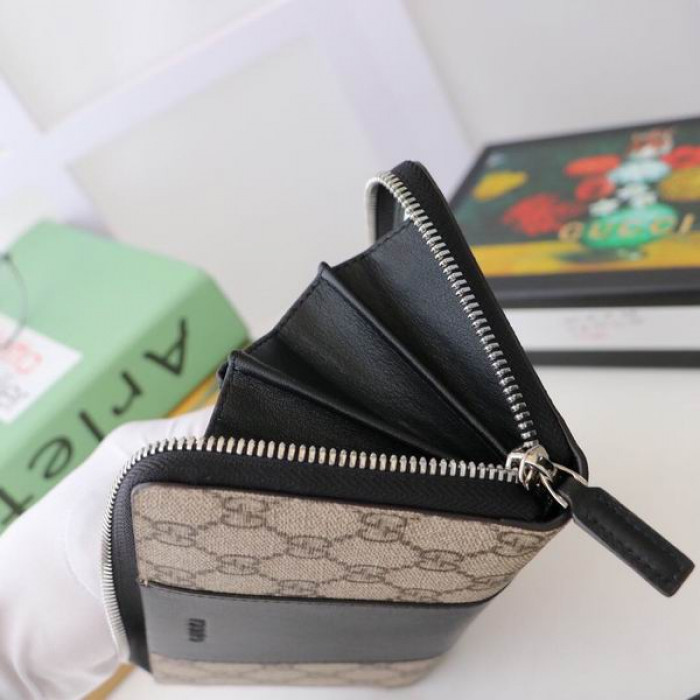 G*u*i wallet 451249 19*10*2.5